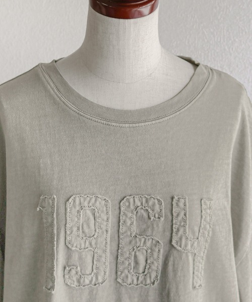 itto...(イット)の「ピグメント加工刺繍ロゴTシャツ(Tシャツ/カットソー・レディース・グレイッシュベージュ/ブラック・M)」の22枚目の写真