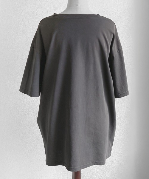 itto...(イット)の「ピグメント加工刺繍ロゴTシャツ(Tシャツ/カットソー・レディース・グレイッシュベージュ/ブラック・M)」の21枚目の写真