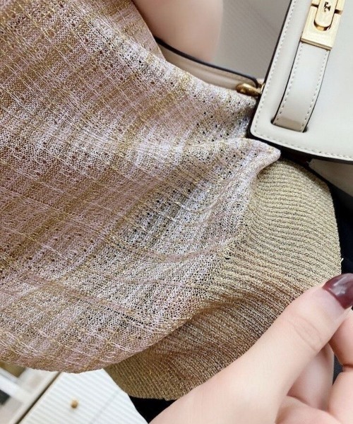 Flugge(フラッジー)の「半袖ジャガードトップス(Tシャツ/カットソー・レディース・ベージュ・MEDIUM/LARGE)」の2枚目の写真