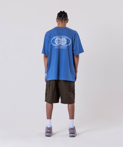 ALL DAY HOOPS(オールデイフープス)の「ADH ワールドワイド オーバーサイズ 半袖Tシャツ ブルー(Tシャツ/カットソー・メンズ・その他・1/2/3)」の6枚目の写真
