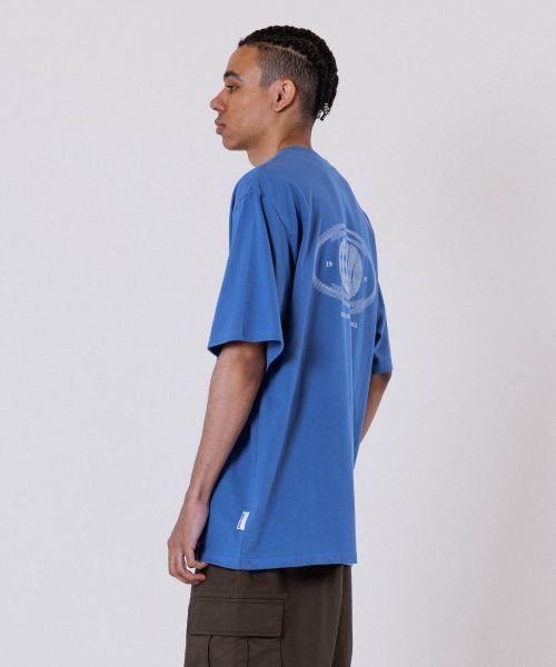 ALL DAY HOOPS(オールデイフープス)の「ADH ワールドワイド オーバーサイズ 半袖Tシャツ ブルー(Tシャツ/カットソー・メンズ・その他・1/2/3)」の11枚目の写真
