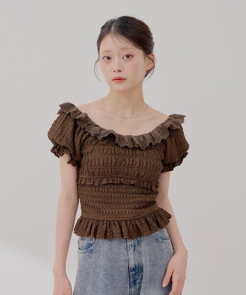 Chico(チコ)の「【セットアップ対応】シャーリングパフスリーブトップス(Tシャツ/カットソー・レディース・ブラウン/ベージュ/ホワイト/ブラック・FREE)」の8枚目の写真