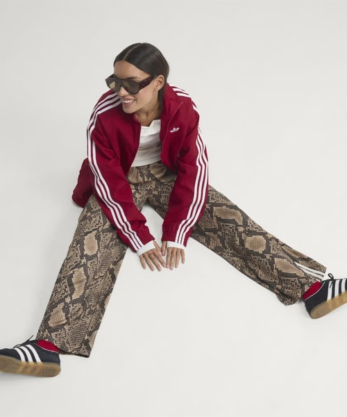 adidas（アディダス）の「adidas Originals/アディダス オリジナルス/SATIN SNAKE W LEG TRACK PANTS（その他パンツ・レディース・ブラウン系その他3/ベージュ・M/L/S）」の22枚目の写真