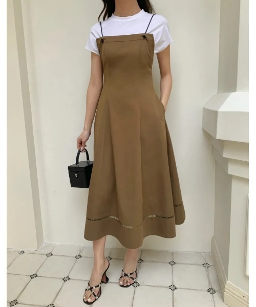 BIRTHDAY BASH(バースデイバッシュ)の「Ella CAMISOLE DRESS(ワンピース・レディース・カーキ・MEDIUM/SMALL)」の2枚目の写真
