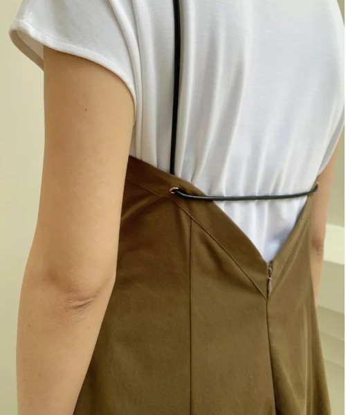 BIRTHDAY BASH(バースデイバッシュ)の「Ella CAMISOLE DRESS(ワンピース・レディース・カーキ・MEDIUM/SMALL)」の8枚目の写真