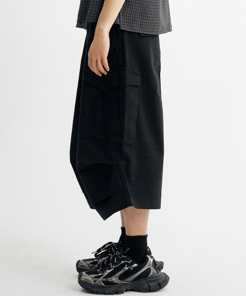 THEN OUR(デンアワー)の「コットンウォッシュドバミューダカーゴパンツ(ブラック)(その他パンツ・メンズ・その他・LARGE/MEDIUM/X-LARGE)」の3枚目の写真