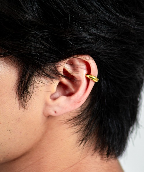 TOM WOOD（トムウッド）の「【TOMWOOD】Ear Cuff Thick Gold　イヤーカフ　ゴールド　ユニセックス（イヤーカフ・レディース・ゴールド・S/M）」の14枚目の写真