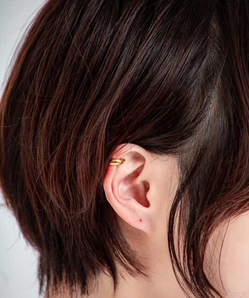 TOM WOOD（トムウッド）の「【TOMWOOD】Ear Cuff Thick Gold　イヤーカフ　ゴールド　ユニセックス（イヤーカフ・レディース・ゴールド・S/M）」の18枚目の写真