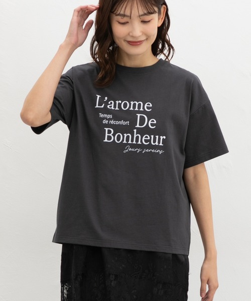 Honeys(ハニーズ)の「ロゴプリントTシャツ(Tシャツ/カットソー・レディース・ブラウン/ホワイト/スミクロ/パープル・S/M/LL/L)」の10枚目の写真
