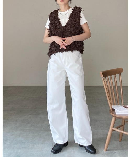 She's Closet(シーズクローゼット)の「深Vネックリボンヤーンフリンジニットベスト(ベスト・レディース・ブラック/アイボリー/ブラウン・FREE)」の18枚目の写真
