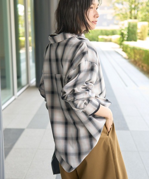 AMERICAN HOLIC(アメリカンホリック)の「【WEB限定】イージーケアチェックシャツ(シャツ/ブラウス・レディース・グリーン/ブラック/ブルー/アイボリー・M/L)」の16枚目の写真