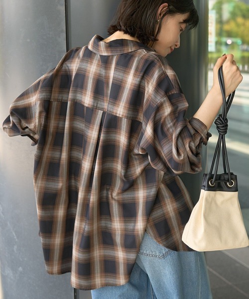AMERICAN HOLIC(アメリカンホリック)の「【WEB限定】イージーケアチェックシャツ(シャツ/ブラウス・レディース・グリーン/ブラック/ブルー/アイボリー・M/L)」の9枚目の写真