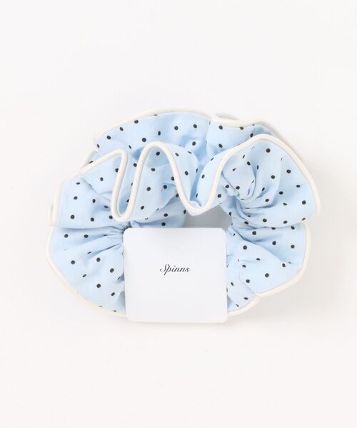 SPINNS（スピンズ）の「ドット柄サテンシュシュ/カラー（シュシュ・レディース・ブラック/ブルー/アイボリー/ピンク・ONESIZE）」の3枚目の写真