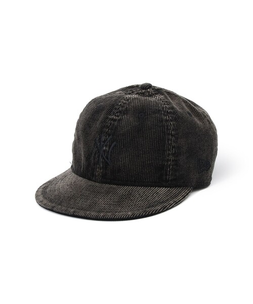 BEAMS BOY(ビームスボーイ)の「【別注】NEW ERA / 930 コーデュロイ MLB(キャップ・レディース・レッド/ブラック・ONE SIZE)」の2枚目の写真