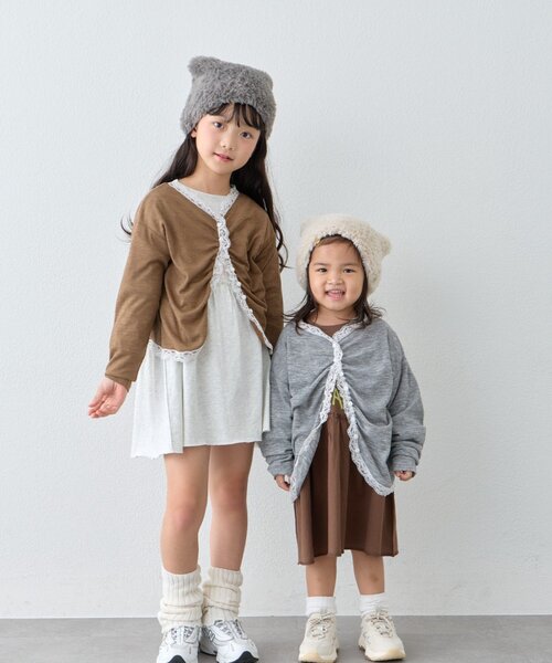 CIAOPANIC TYPY(チャオパニックティピー)の「【KIDS】シアーリブタックレースカットカーデ(Tシャツ/カットソー・キッズ・グレー/ブラック/キャメル・110/130/150)」の7枚目の写真