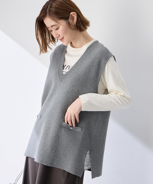 Petit Honfleur(プチオンフルール)の「Vネックニットベスト【ウォッシャブル】(ニット/セーター・レディース・ネイビー/グレー・L/M)」の5枚目の写真