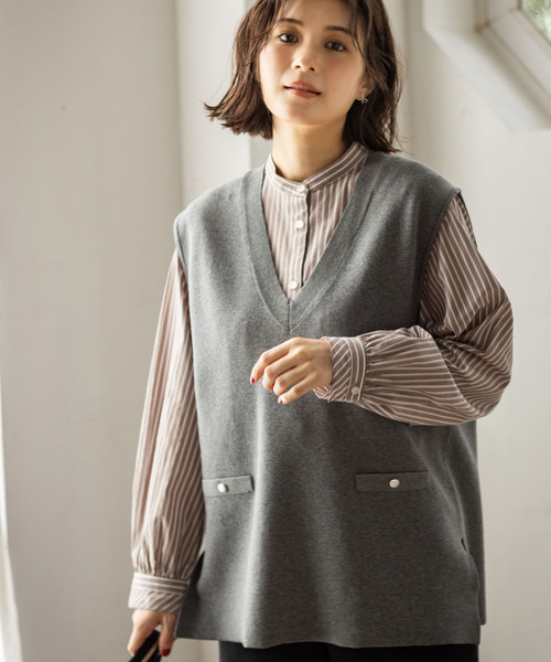 Petit Honfleur(プチオンフルール)の「Vネックニットベスト【ウォッシャブル】(ニット/セーター・レディース・ネイビー/グレー・L/M)」の16枚目の写真