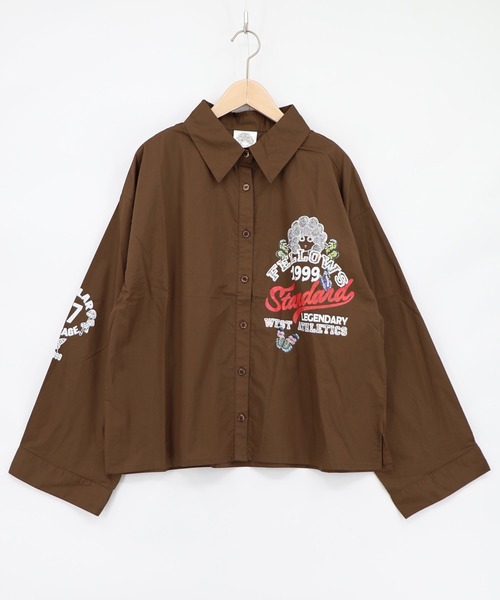 ScoLar(スカラー)の「163620:2素材展開 ポップロゴお花バックプリントシャツ(シャツ/ブラウス・レディース・ブラウン/オフホワイト/ブルー・M)」の15枚目の写真