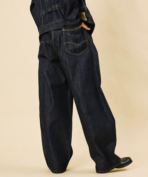 FREAK'S STORE(フリークスストア)の「Lee × FREAK'S STORE/リー 別注 101 COWBOY PANTS/バギーシルエット デニムパンツ(デニムパンツ・メンズ・ネイビー/インディゴブルー・34/32/30)」の20枚目の写真