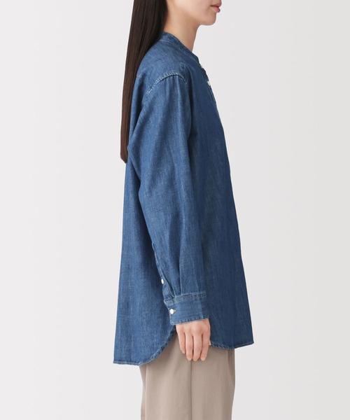 無印良品(ムジルシリョウヒン)の「婦人 洗いざらし デニム スタンドカラー長袖ロングシャツ(シャツ/ブラウス・レディース・ネイビー・S/M/XL/XS/XXL)」の3枚目の写真