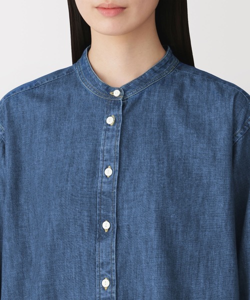無印良品(ムジルシリョウヒン)の「婦人 洗いざらし デニム スタンドカラー長袖ロングシャツ(シャツ/ブラウス・レディース・ネイビー・S/M/XL/XS/XXL)」の5枚目の写真