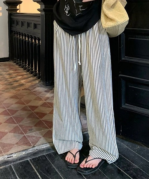 DRESS PLUS（ドレスプラス）の「【ウエストゴム／ドロスト仕様】ストライプ柄イージーワイドパンツ レディース ロング丈（その他パンツ・レディース・ブラック/ブラウン・L）」の3枚目の写真