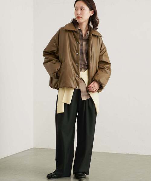 SLOBE IENA（スローブイエナ）の「《WEBのみ4サイズ展開/WEB限定カラー/吸湿発熱/》CIRCULATE WARM タックパンツ（スラックス・レディース・グレー/ブラウン/アイボリー/ブラック・36/34/38/40）」の13枚目の写真