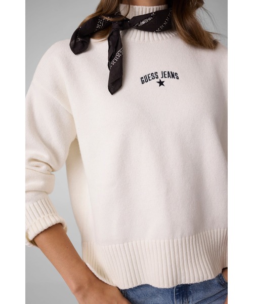 GUESS JEANS（ゲスジーンズ）の「GUESS JEANS TN Emb Sweater ニット セーター ロゴセーター（ニット/セーター・レディース・ブラック/オフホワイト・SMALL/LARGE/MEDIUM）」の2枚目の写真