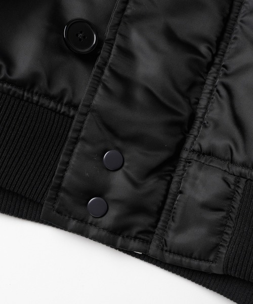 Sourcream(サワークリーム)の「【26AW LOOK掲載品番】【Sourcream】N2B JKT(ミリタリージャケット・レディース・ブラック/チャコールグレー・FREE)」の7枚目の写真