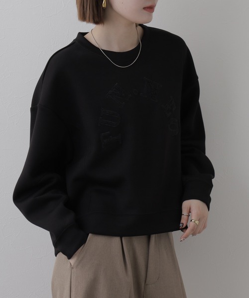 BRODIAEA(ブローディア)の「BRODIAEA ダンボールニットロゴ刺繍プルオーバー 長袖(Tシャツ/カットソー・レディース・オフホワイト・40)」の12枚目の写真