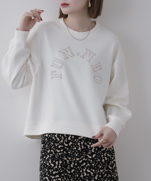 BRODIAEA(ブローディア)の「BRODIAEA ダンボールニットロゴ刺繍プルオーバー 長袖(Tシャツ/カットソー・レディース・オフホワイト・40)」の2枚目の写真