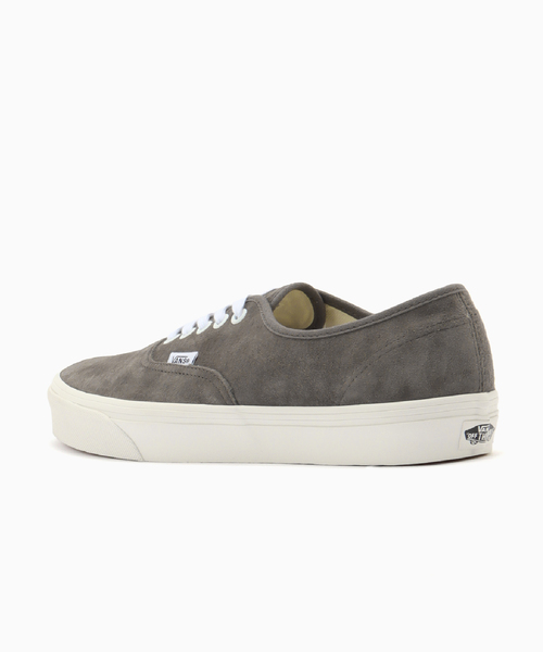 VANS(バンズ)の「VANS / バンズ AUTHENTIC PIG SUEDE(スニーカー・メンズ・グレー・27cm/26.5cm/26cm)」の2枚目の写真