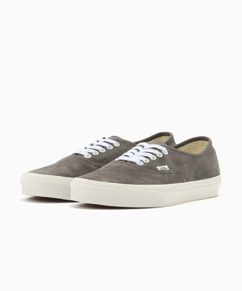 VANS(バンズ)の「VANS / バンズ AUTHENTIC PIG SUEDE(スニーカー・メンズ・グレー・27cm/26.5cm/26cm)」の6枚目の写真