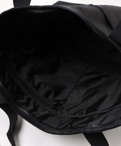 Carhartt WIP（カーハートダブリューアイピー）の「【Carhartt WIP / カーハートダブリューアイピー】Clapton Tote Bag（トートバッグ・メンズ・ブラック・FREE）」の4枚目の写真