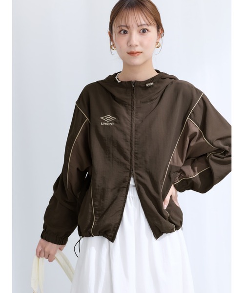 COHINA（コヒナ）の「【COHINA ×UMBRO】フーディーブルゾン 【低身長・小柄女性】（その他アウター・レディース・ブラウン/ピンク/アイボリー・ONE SIZE）」の5枚目の写真