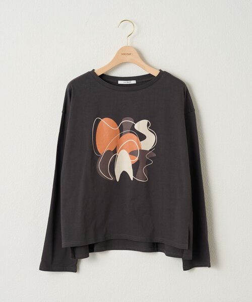 DISCOAT(ディスコート)の「【WEB限定】ニュアンスプリントTシャツ(Tシャツ/カットソー・レディース・オフホワイト/グレー/チャコールグレー・FREE)」の1枚目の写真