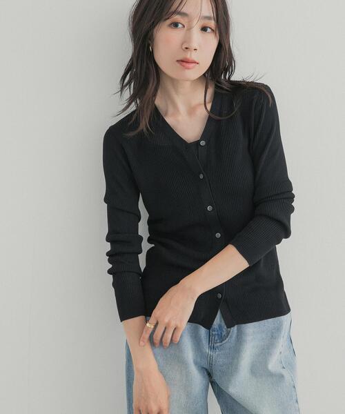 URBAN RESEARCH DOORS(アーバンリサーチドアーズ)の「『WEB限定』Vネックリブカーディガン 26AW(カーディガン/ボレロ・レディース・チャコールグレー/レッド/イエロー系その他/ブラック・FREE)」の1枚目の写真