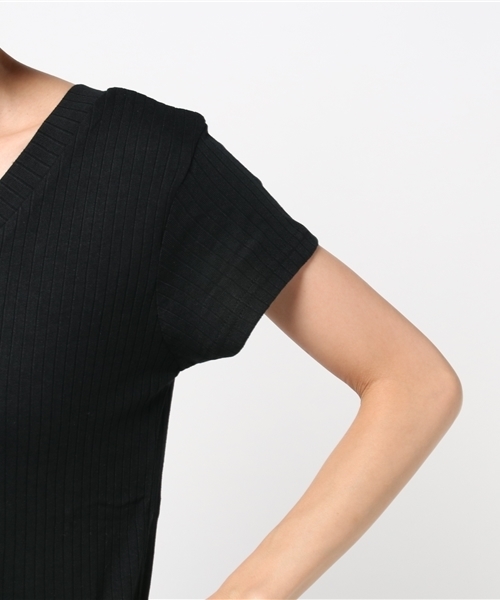 VENCEEXCHANGE(ヴァンスエクスチェンジ)の「ワイドリブVネックプルオーバー(Tシャツ/カットソー・レディース・ブラック/オフホワイト/グレー/ダークグリーン/オレンジ・MEDIUM)」の10枚目の写真