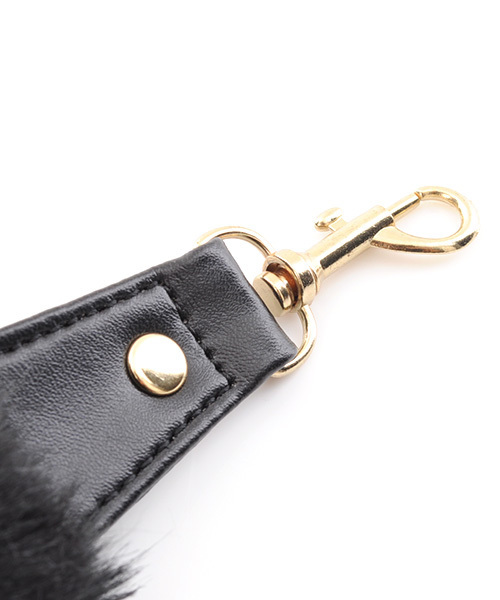 Luz Llena（ラズレナ）の「ふわふわエコファー・クラッチバッグ（クラッチバッグ・レディース・ベージュ/グレー/アイボリー/ブラック・ﾌﾘ-）」の8枚目の写真