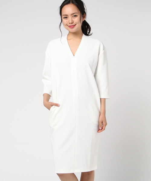 Ur S ユアーズ の Vﾈｯｸｶｯﾄｿｰ七分袖ﾜﾝﾋﾟｰｽ ワンピース Wear