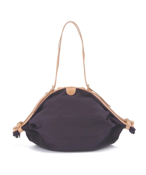 IL BISONTE(イルビゾンテ)の「IL BISONTE / CANVAS x LEATHER / ショルダーバッグ(ショルダーバッグ・レディース・オリーブ/ネイビー/ブラック/ダークブラウン/ナチュラル/ライトブラウン/ブラック系その他/その他1/ブラウン系その他/ブラック系その他2・FREE)」の9枚目の写真