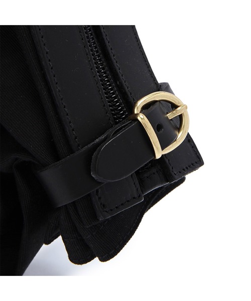 IL BISONTE(イルビゾンテ)の「IL BISONTE / CANVAS x LEATHER / ショルダーバッグ(ショルダーバッグ・レディース・オリーブ/ネイビー/ブラック/ダークブラウン/ナチュラル/ライトブラウン/ブラック系その他/その他1/ブラウン系その他/ブラック系その他2・FREE)」の14枚目の写真