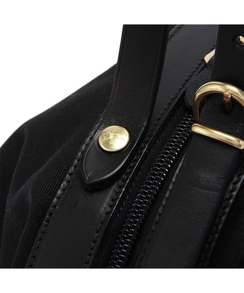 IL BISONTE(イルビゾンテ)の「IL BISONTE / CANVAS x LEATHER / ショルダーバッグ(ショルダーバッグ・レディース・オリーブ/ネイビー/ブラック/ダークブラウン/ナチュラル/ライトブラウン/ブラック系その他/その他1/ブラウン系その他/ブラック系その他2・FREE)」の16枚目の写真