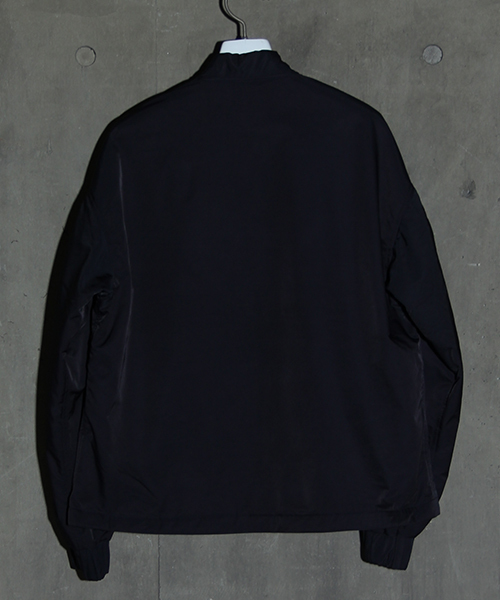 NUMBER (N)INE（ナンバーナイン）の「【NUMBER (N)INE】≪STUDIOUS限定≫別注ハイカウントツイルビッグシルエットMA-1（MA-1・メンズ・ネイビー/キャメル/パープル・2/3/1）」の8枚目の写真