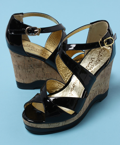 PEPITA D'ORO（ペピータドロ）の「ペピータ ドロ/P W-CrossWEG ｻﾝﾀﾞﾙ100∞●（サンダル・レディース・ブラック/ベージュ/ケリー・22.5cm/23cm/23.5cm/24cm/24.5cm/22cm）」の2枚目の写真