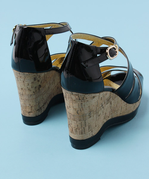 PEPITA D'ORO（ペピータドロ）の「ペピータ ドロ/P W-CrossWEG ｻﾝﾀﾞﾙ100∞●（サンダル・レディース・ブラック/ベージュ/ケリー・22.5cm/23cm/23.5cm/24cm/24.5cm/22cm）」の5枚目の写真