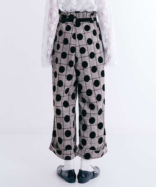 merlot plus（メルロープリュス）の「フロッキー大ドット×千鳥チェックワイドパンツ2365（その他パンツ・レディース・ブラック/モカ・FREE）」の16枚目の写真