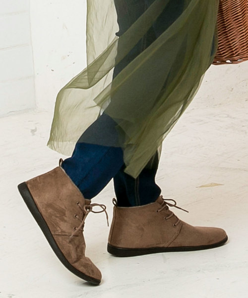 KOBE LETTUCE（コウベレタス）の「2TYPE[サイドゴア/レースアップ]ファーインソールフラットブーツ/ショートブーツ/レディースシューズ[I1390]神戸レタス（ブーツ・レディース・ネイビー/ブラック/ブラウン系その他/ボルドー/レッド系その他/ベージュ/ブルー系その他/キャメル/ブラック系その他/ベージュ系その他2/チェック/その他/グレイッシュベージュ・L/M）」の6枚目の写真