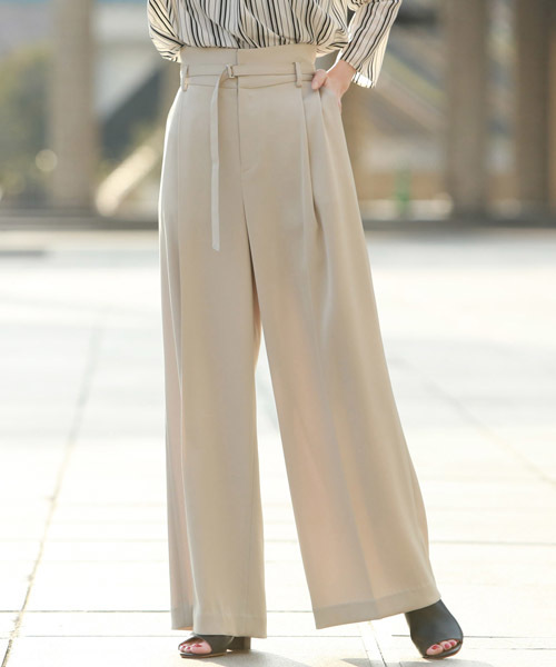 la.f…(ラエフ)の「《Pants Story》ベルト付トリアセ強撚ダブルクロスワイドパンツ(その他パンツ・レディース・ベージュ/ピンク/ネイビー・11号/9号/7号)」の1枚目の写真
