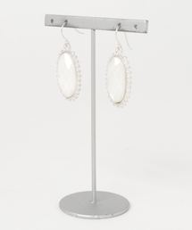 オーバルブローチピアス